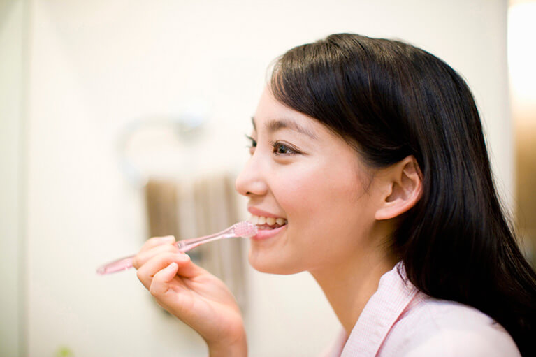 大切なのは患者さんの日ごろの歯磨き、適切なケアの方法をわかりやすくお伝えします